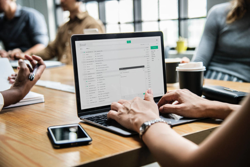 Business Email Checking email